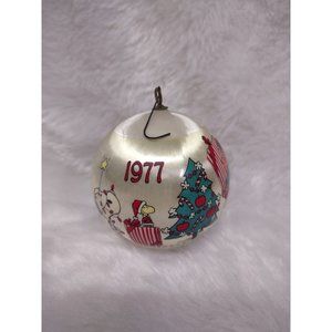 Vintage 1977 Peanuts Charlie Brown Christmas Ornament